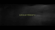 拉布拉多不停的哈气